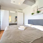 Vanessa Sea View Duplex Penthouse, * Njivice