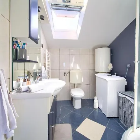 شقة Vanessa Sea View Duplex Penthouse, *