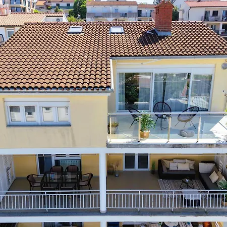Vanessa Sea View Duplex Penthouse, Lägenhet *