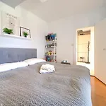 Vanessa Sea View Duplex Penthouse, Apartamento
