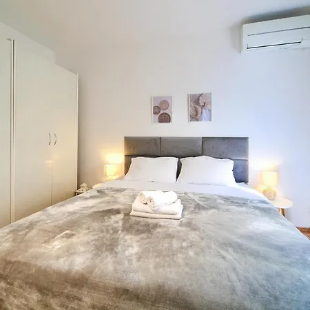 Lägenhet Vanessa Sea View Duplex Penthouse,