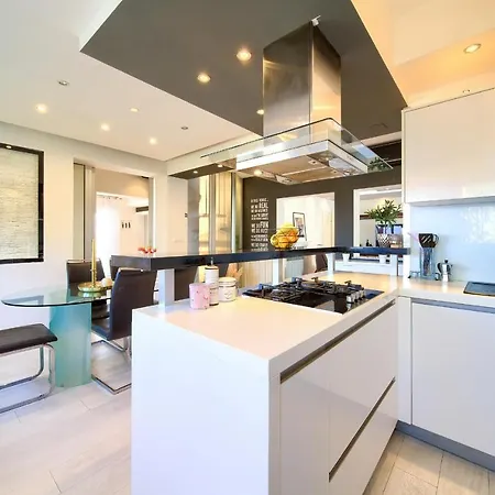 Lägenhet Vanessa Sea View Duplex Penthouse,