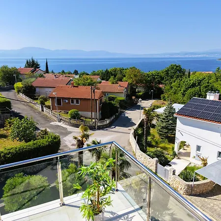 Vanessa Sea View Duplex Penthouse, Apartamento *